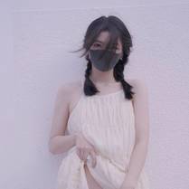 何婉清 照片